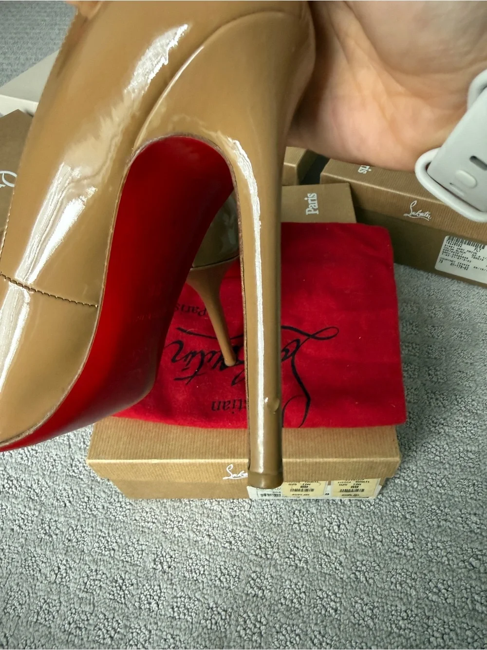 Christian Louboutin Nude Patent Pointed Toe Pumps - Taupe Patent